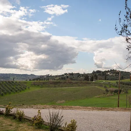 Podere Cornacchino 公寓
